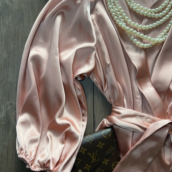 Flirty Ruffle Dress - Picture 4 of 6